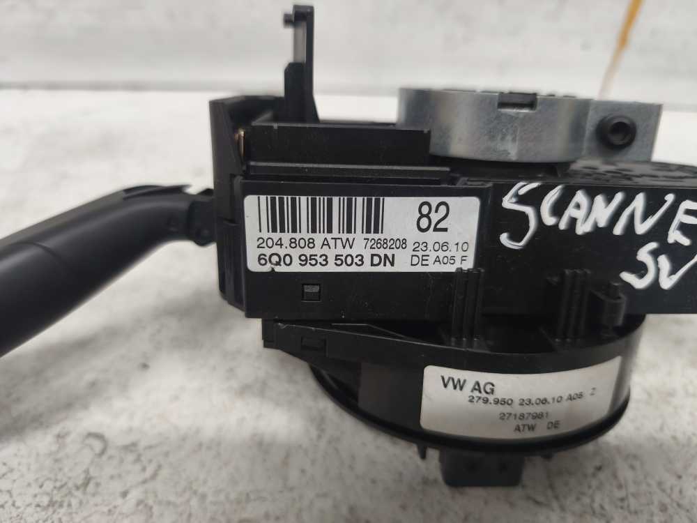 COMMODO VOLANT VW/SEAT/SKODA - Vue 4